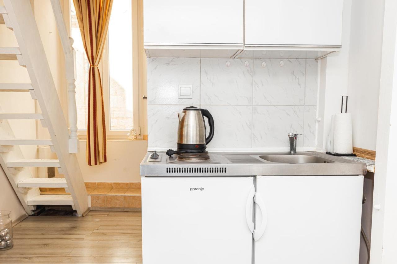 Best Location In Apartman